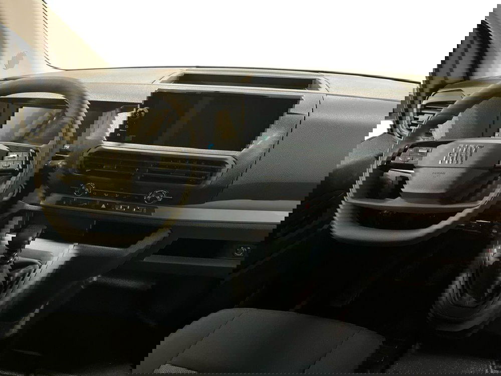 Fiat Scudo Furgone nuova a Bari (8)