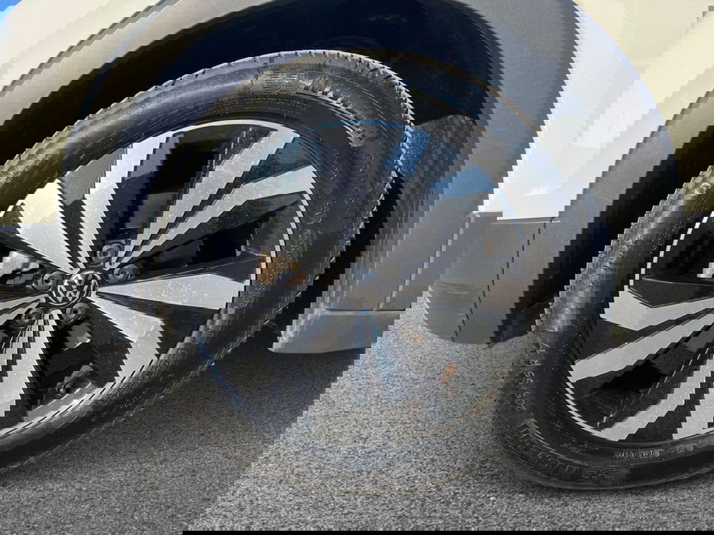 Volkswagen T-Cross usata a Bari (6)