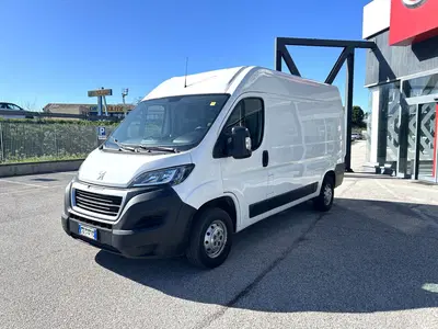 Peugeot Boxer Furgone 435 L2H2 2.2 bluehdi 140cv S&amp;S del 2019 usata a Ferrara