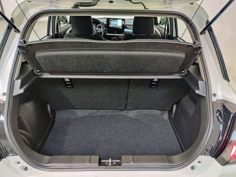 Suzuki Swift nuova a Rovigo (11)