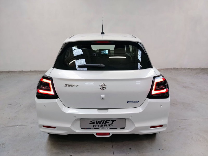 Suzuki Swift nuova a Rovigo (14)