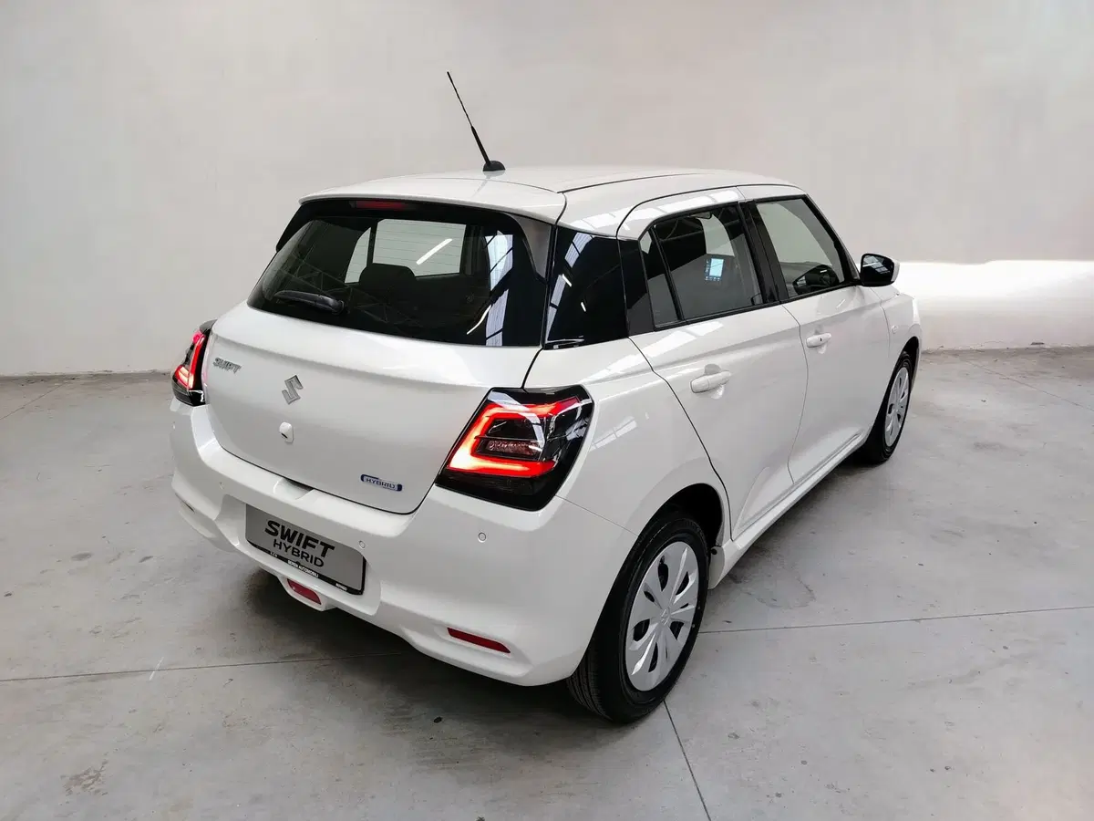 Suzuki Swift nuova a Rovigo (15)