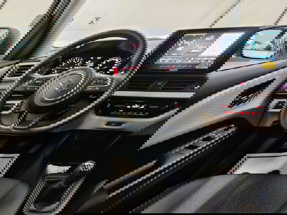 Suzuki Swift nuova a Rovigo (9)