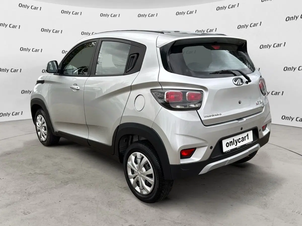 Mahindra KUV100 usata a Ferrara (5)