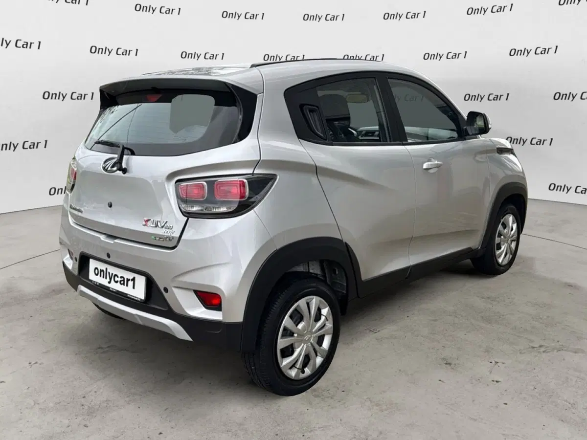 Mahindra KUV100 usata a Ferrara (6)