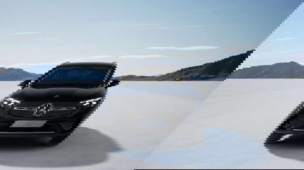 Mercedes-Benz GLC SUV nuova a Chieti (2)