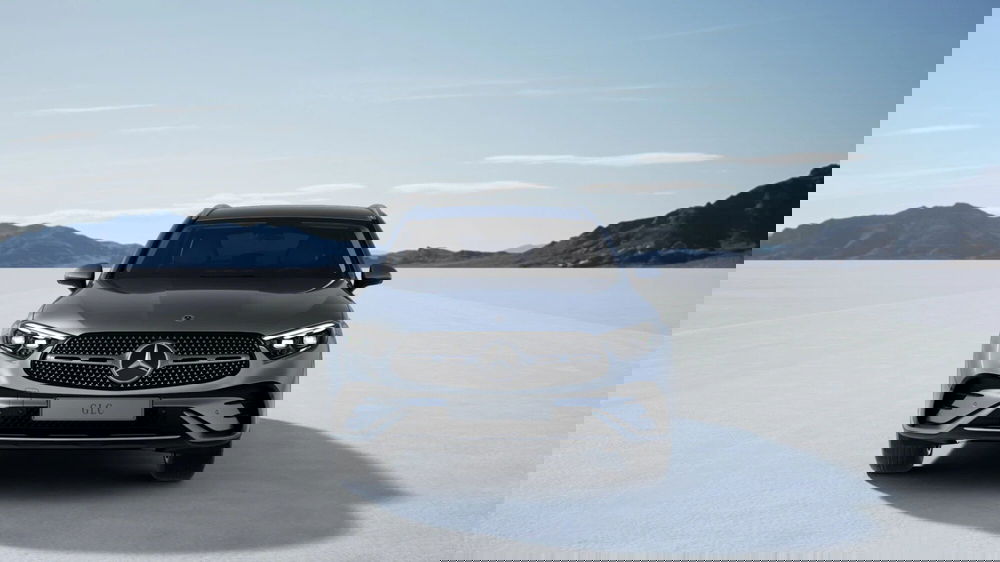 Mercedes-Benz GLC SUV nuova a Pescara (2)