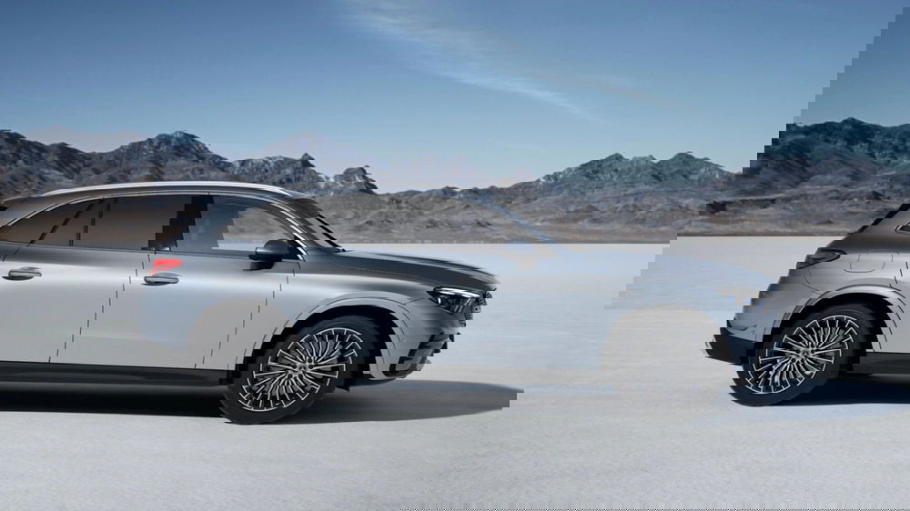 Mercedes-Benz GLC SUV nuova a Pescara (4)