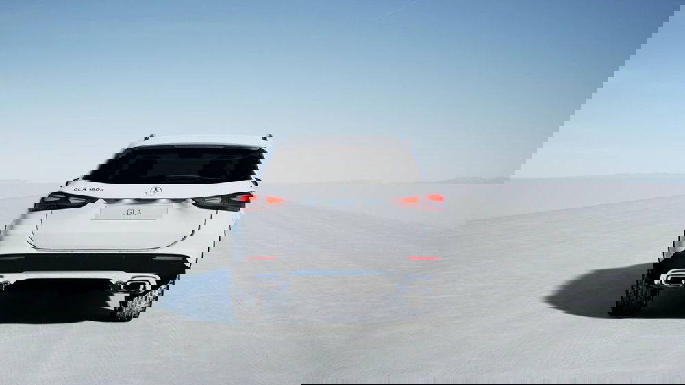 Mercedes-Benz GLA SUV nuova a Pescara (5)