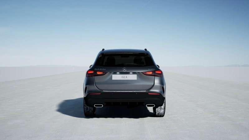 Mercedes-Benz GLA SUV nuova a Pescara (4)