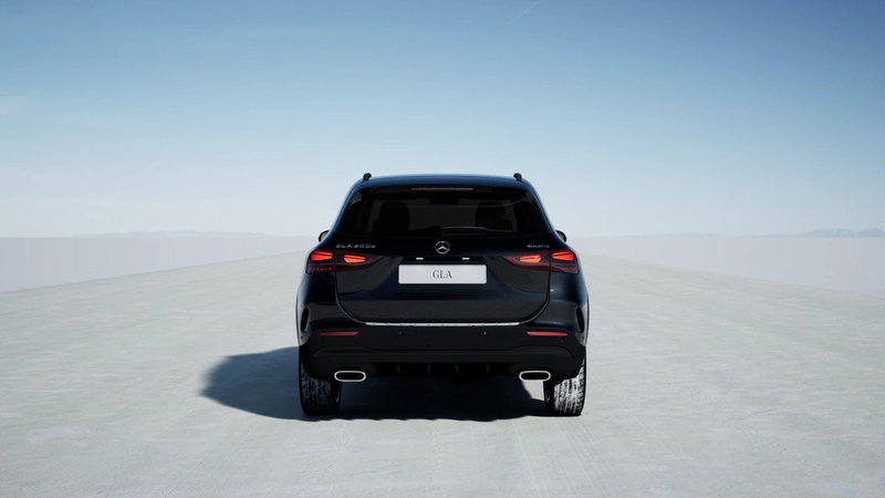 Mercedes-Benz GLA SUV nuova a Pescara (4)