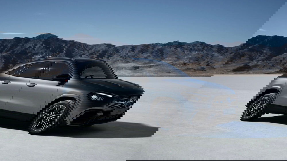 Mercedes-Benz GLA SUV nuova a Pescara (3)