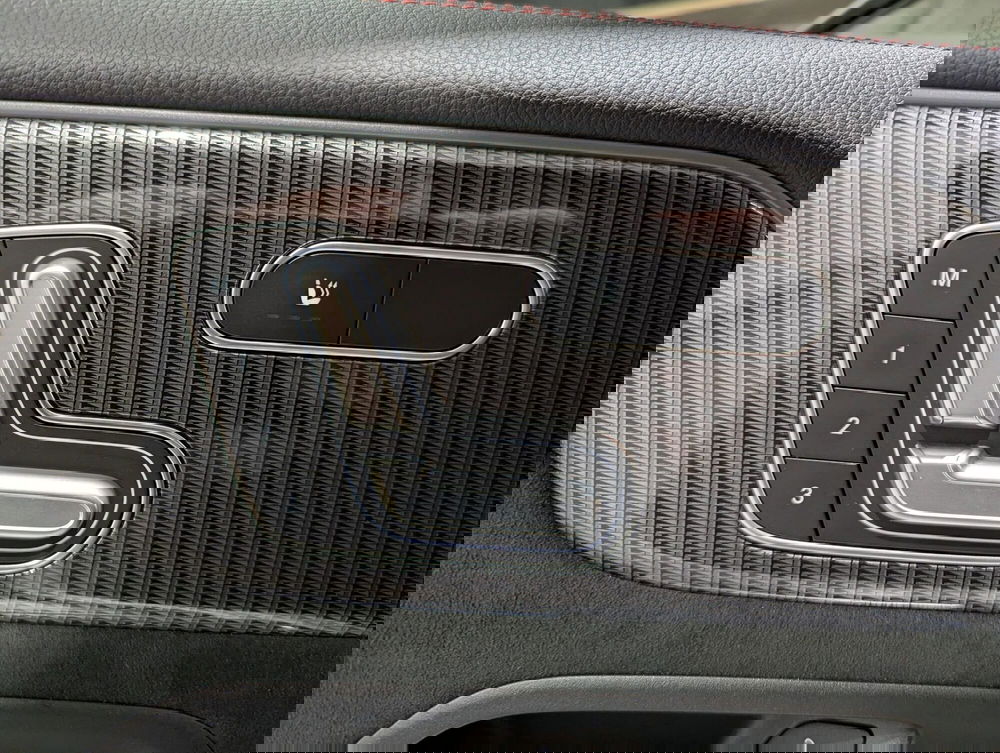 Mercedes-Benz GLA SUV usata a Trento (9)