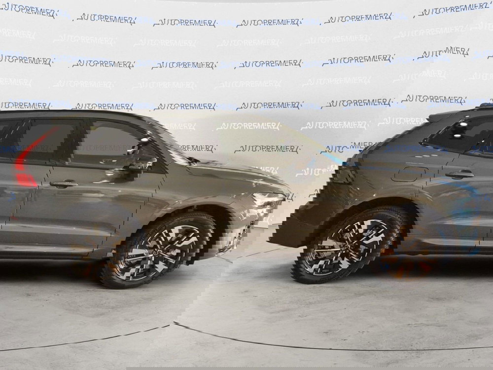 Volvo XC60 nuova a Como (6)