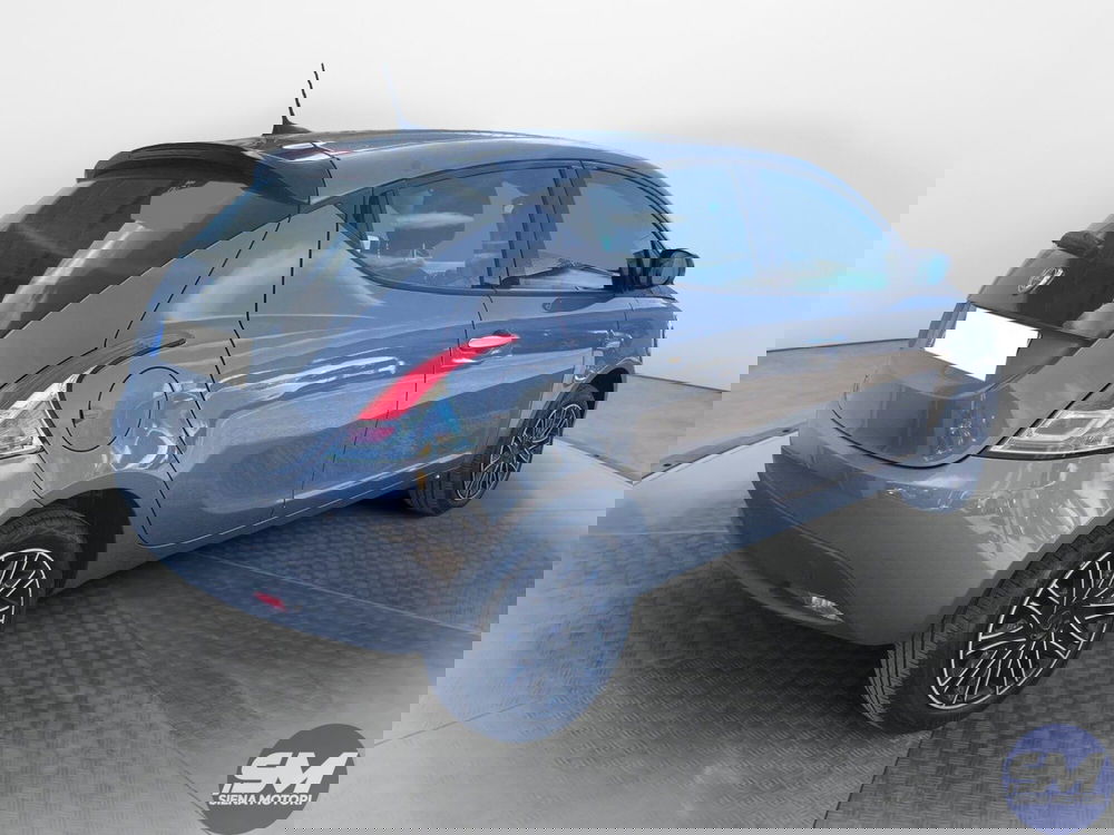 Lancia Ypsilon usata a Siena (6)