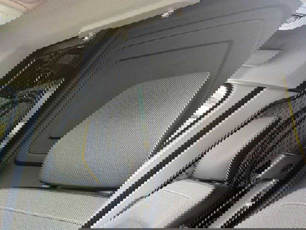 Renault Kangoo Furgone usata a Pavia (9)