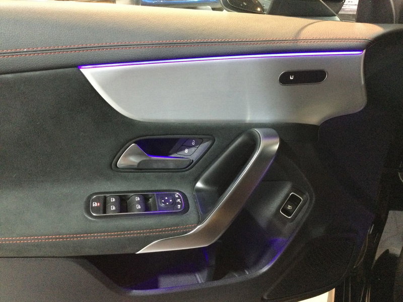 Mercedes-Benz CLA Shooting Brake usata a Caserta (10)