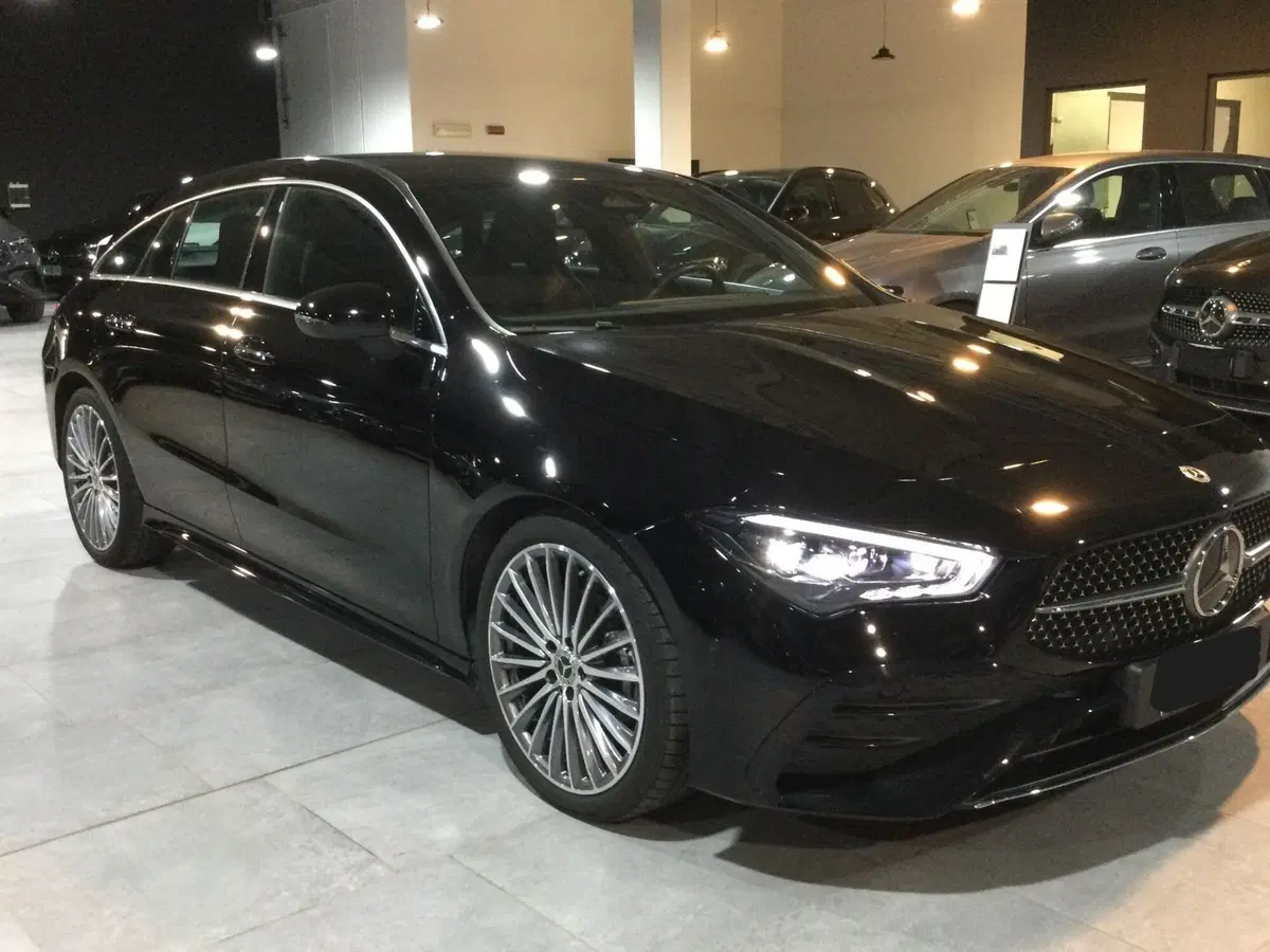 Mercedes-Benz CLA Shooting Brake usata a Caserta (3)