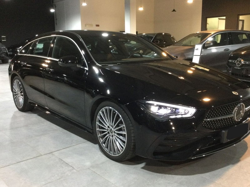 Mercedes-Benz CLA Shooting Brake usata a Caserta (3)