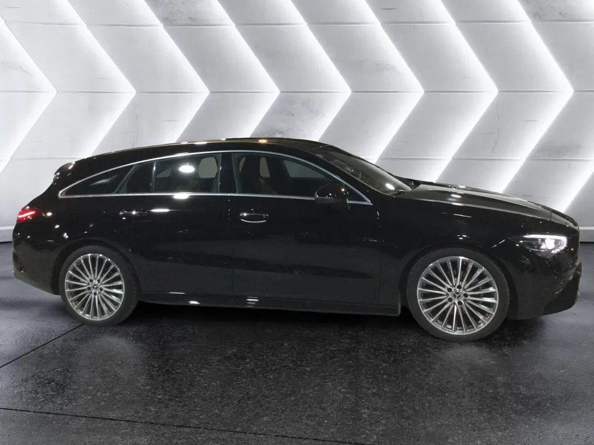 Mercedes-Benz CLA Shooting Brake usata a Caserta (4)