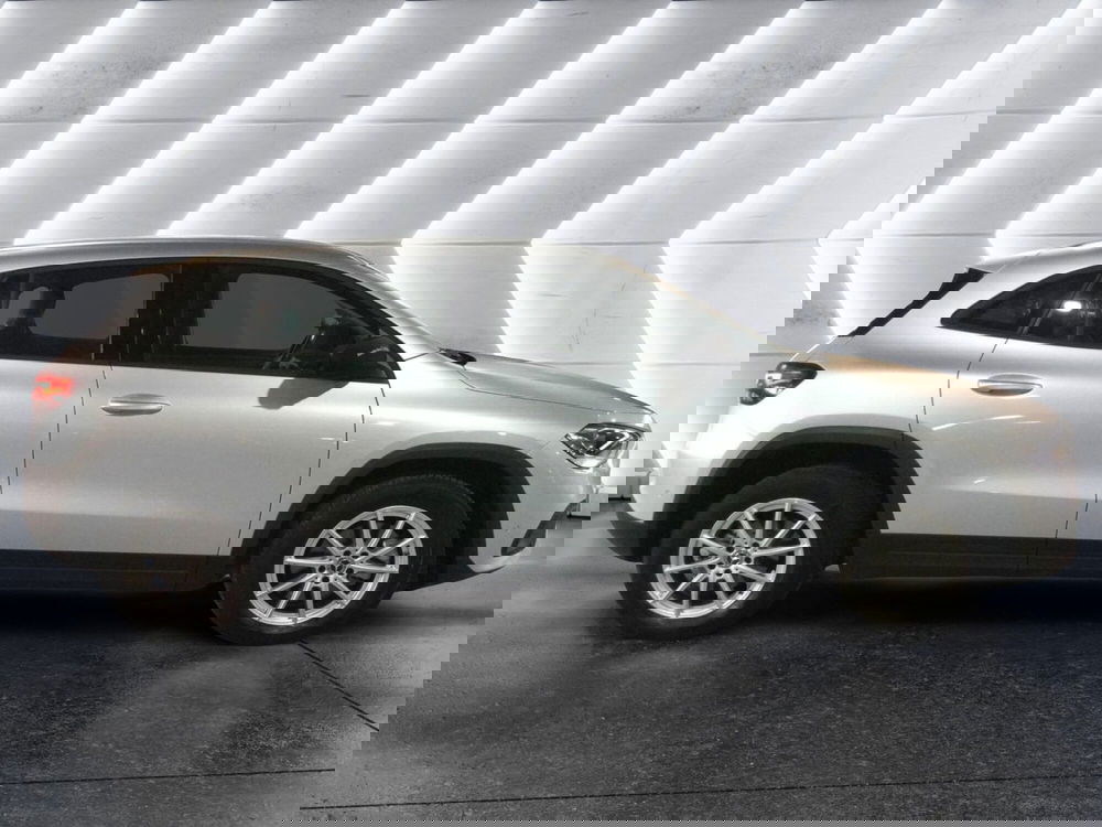 Mercedes-Benz GLA SUV usata a Caserta (5)