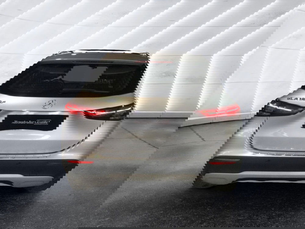 Mercedes-Benz GLA SUV usata a Caserta (6)