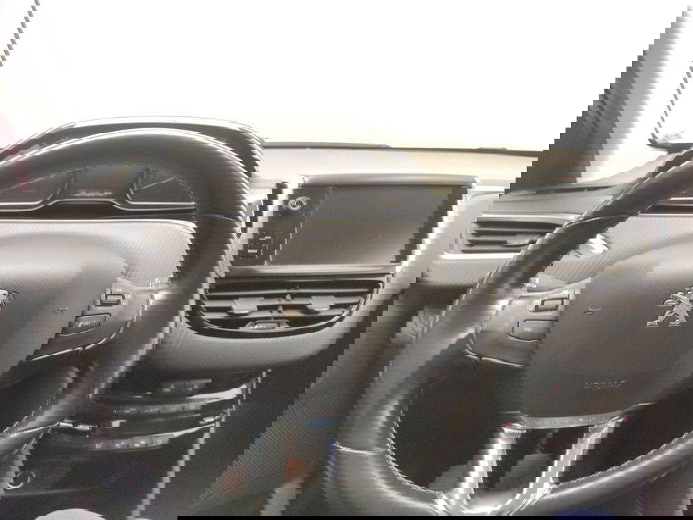 Peugeot 208 usata a Avellino (18)