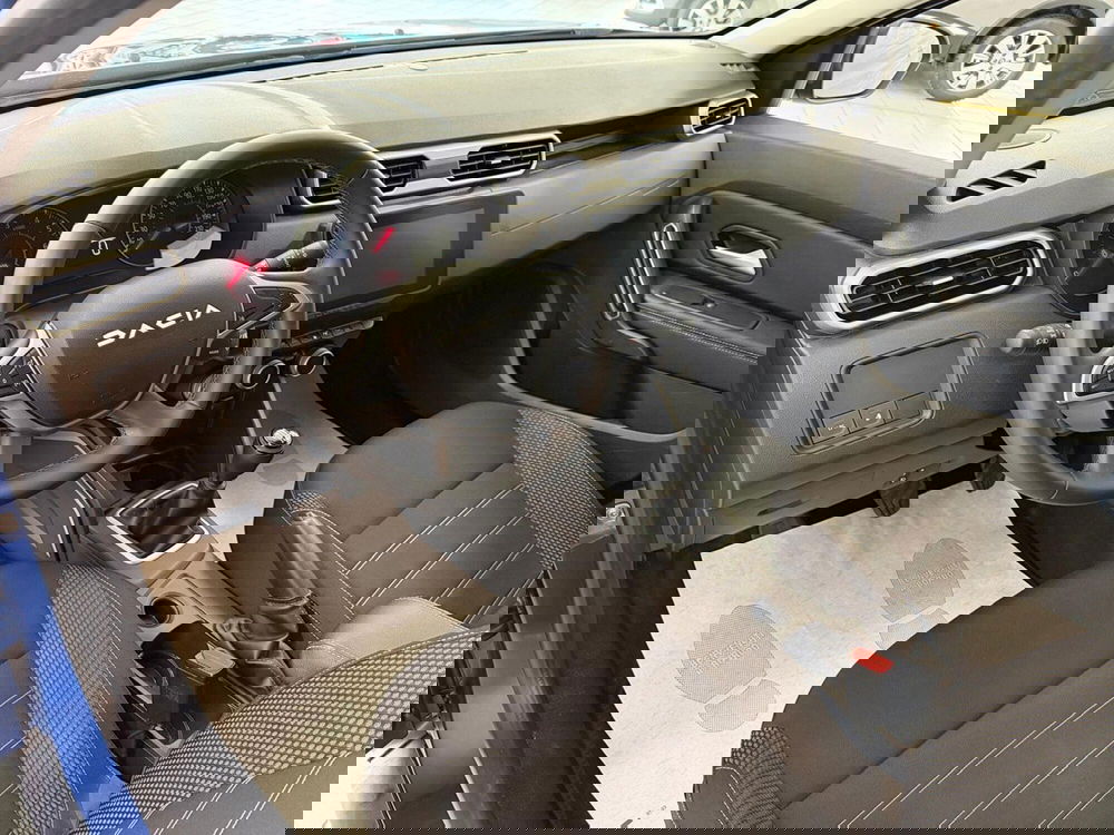 Dacia Duster usata a Brescia (13)