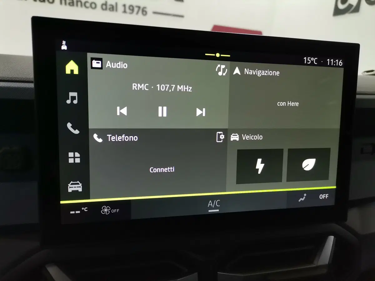 Dacia Duster usata a Salerno (12)