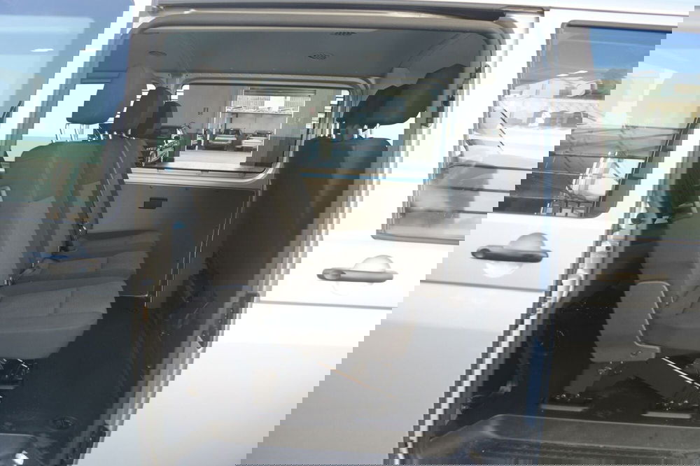 Volkswagen Veicoli Commerciali T6.1 Furgone usata a Torino (8)