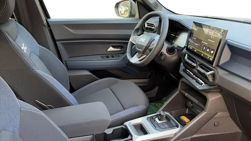 Dacia Bigster nuova a Treviso (10)