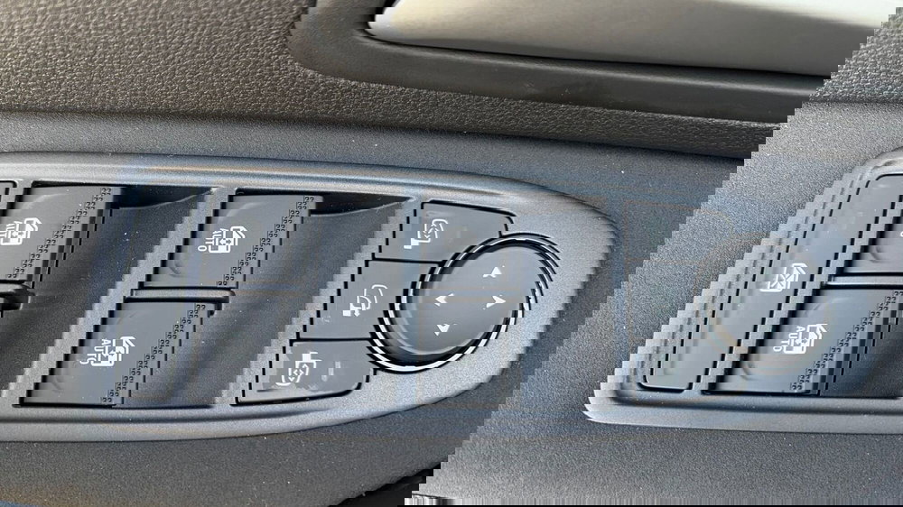 Dacia Bigster nuova a Treviso (17)