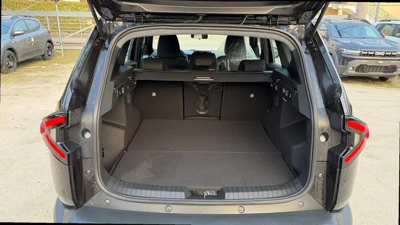 Dacia Bigster nuova a Treviso (9)