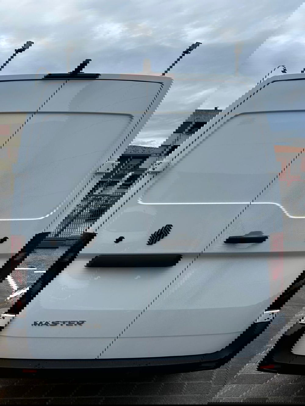 Renault Master Furgone nuova a Treviso (7)