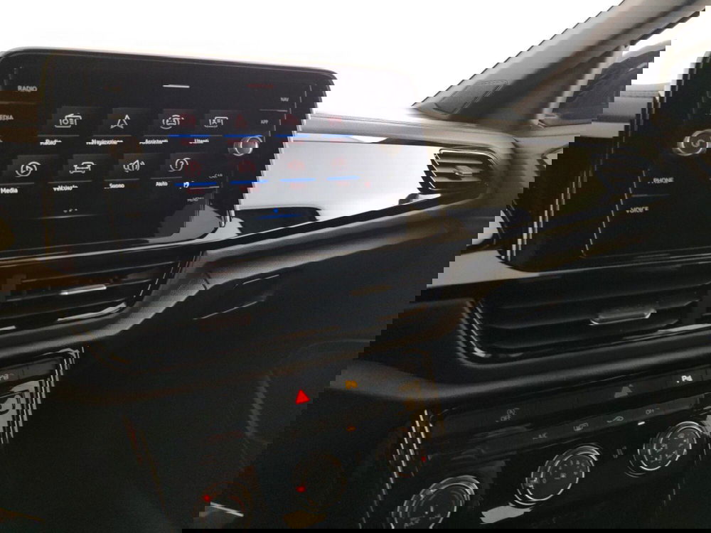 Volkswagen T-Roc usata a Massa-Carrara (12)