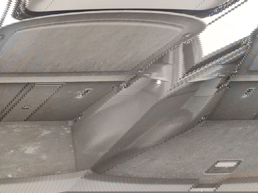 Volkswagen T-Roc usata a Massa-Carrara (16)