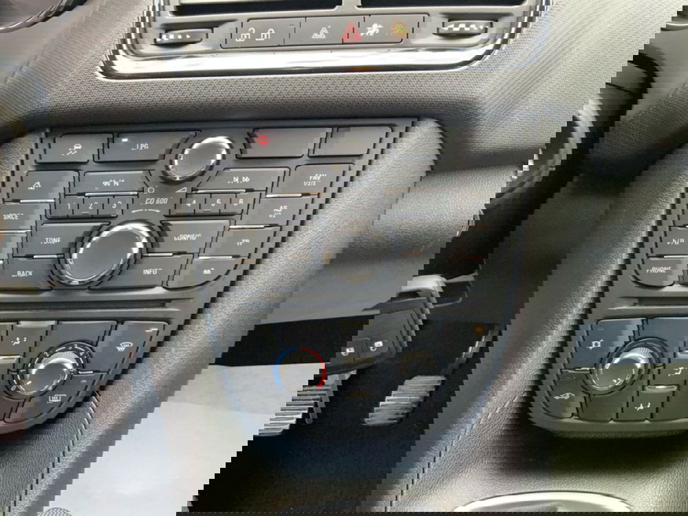 Opel Meriva usata a Perugia (8)