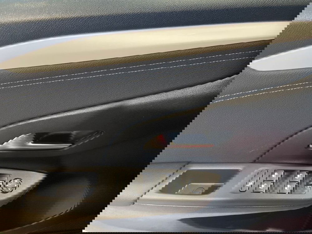 Opel Corsa nuova a Salerno (13)