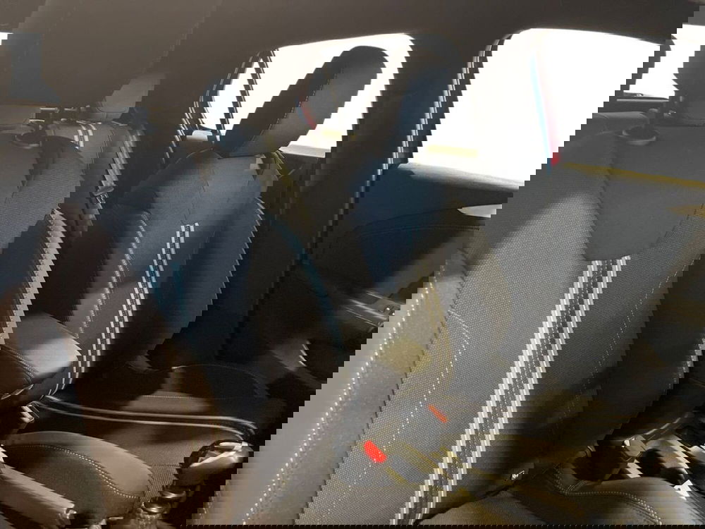 Opel Corsa nuova a Salerno (16)