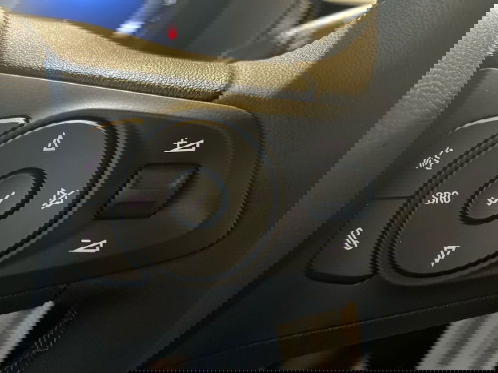 Opel Corsa nuova a Salerno (20)