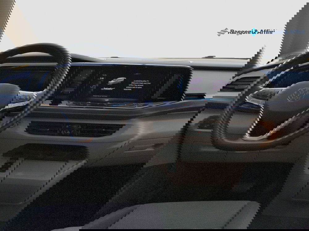 Volkswagen Multivan usata a Brescia (13)