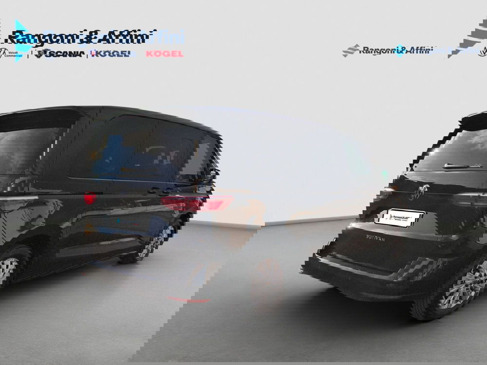 Volkswagen Multivan usata a Brescia (6)