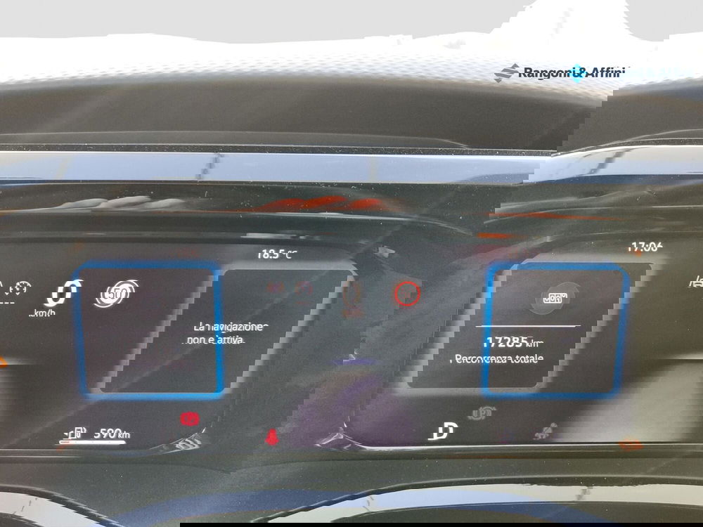Volkswagen Multivan usata a Brescia (8)