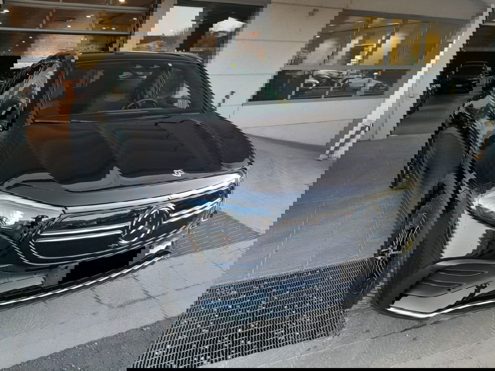 Mercedes-Benz EQA usata a Asti (3)