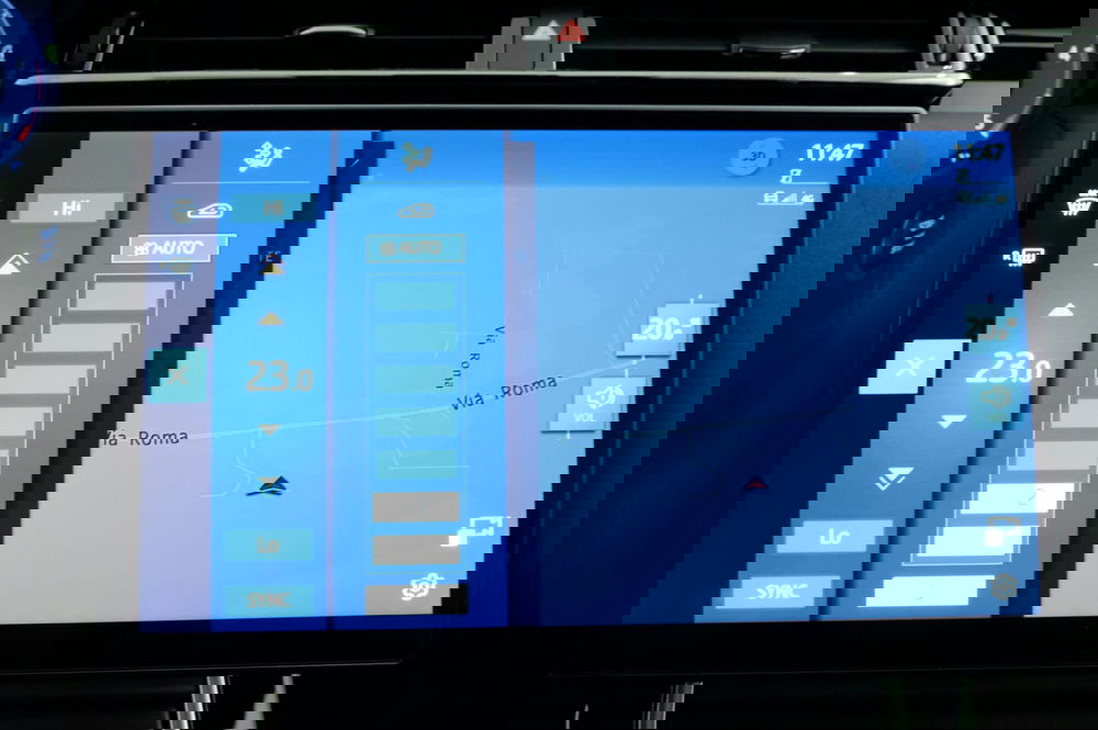 Land Rover Range Rover Velar usata a Mantova (19)