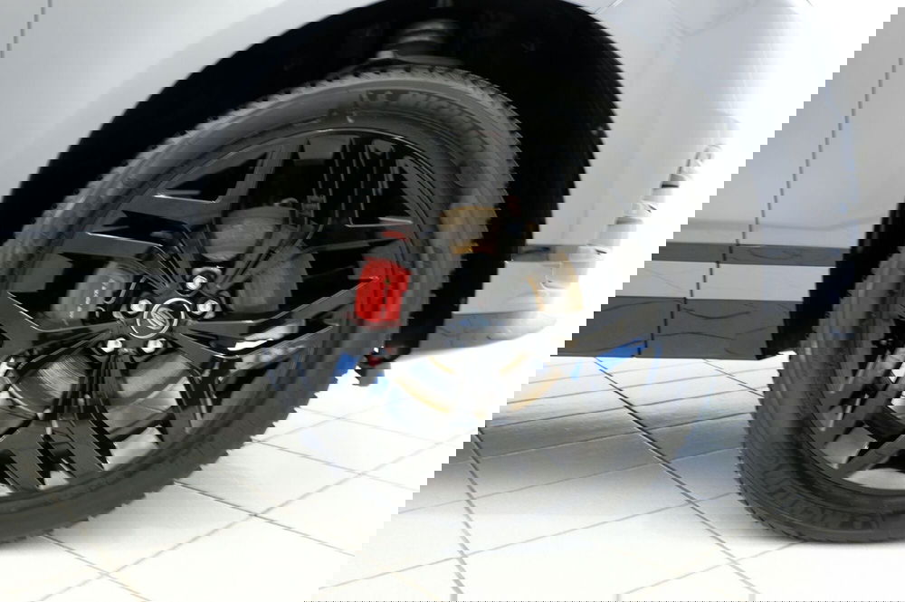 Land Rover Range Rover Velar usata a Mantova (9)