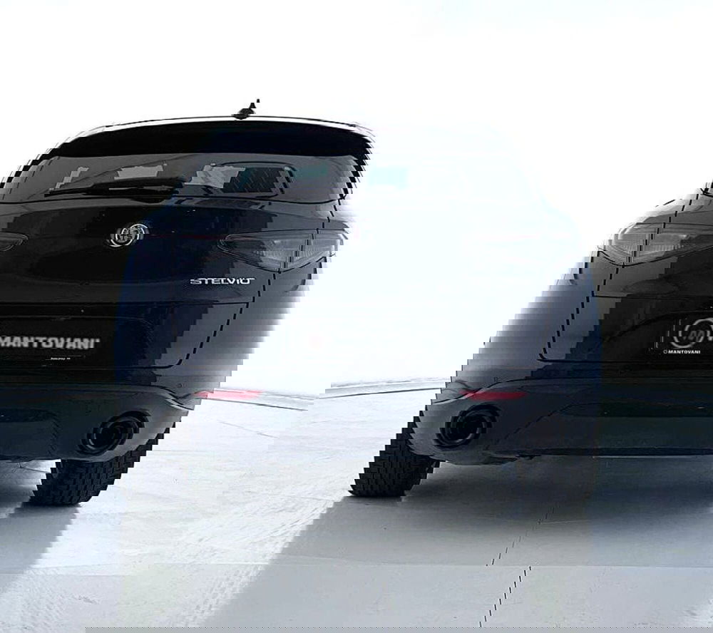 Alfa Romeo Stelvio usata a Perugia (2)