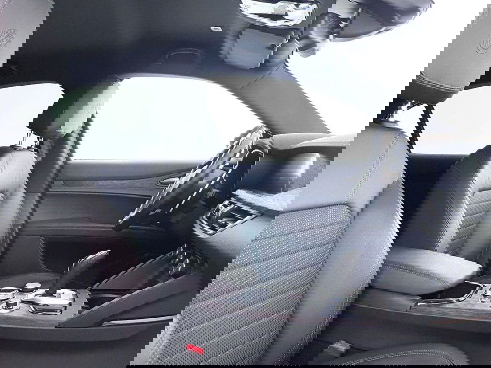 Alfa Romeo Stelvio usata a Perugia (7)