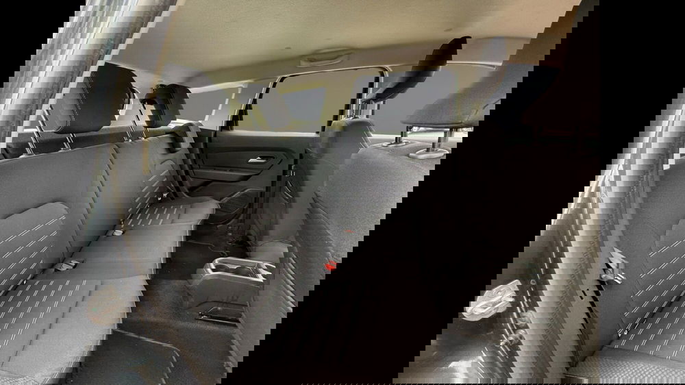 Dacia Duster usata a Palermo (7)