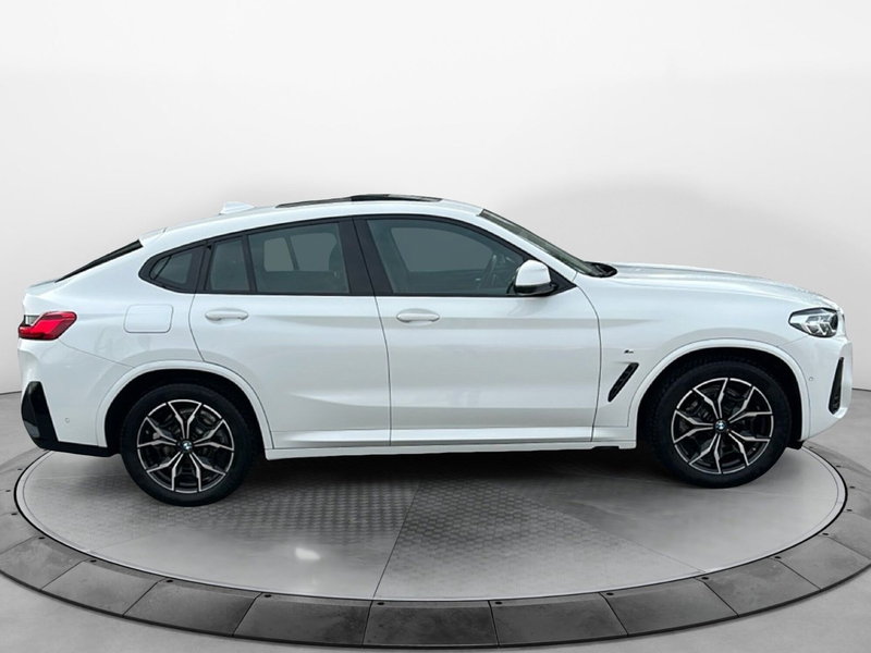 BMW X4 usata a Caserta (13)